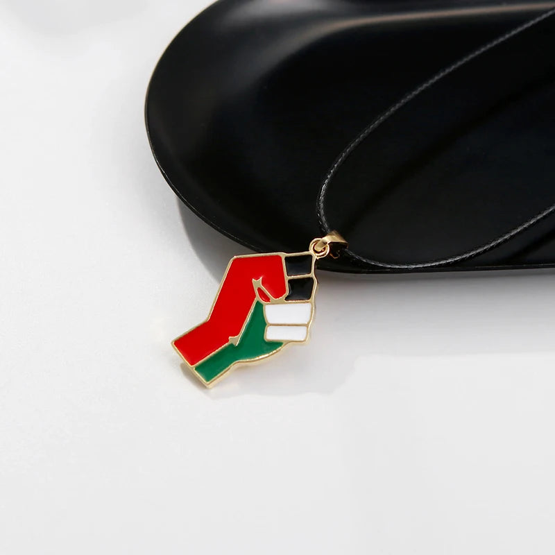Pendentif la Palestine résiste | Palestine Feel Time™